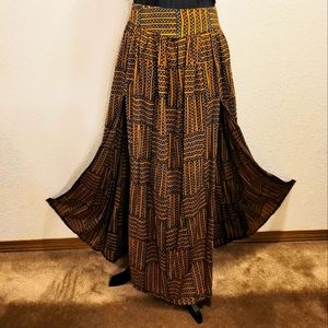 MANAOLA Double Slit Skirt Sz. XL-XXL
